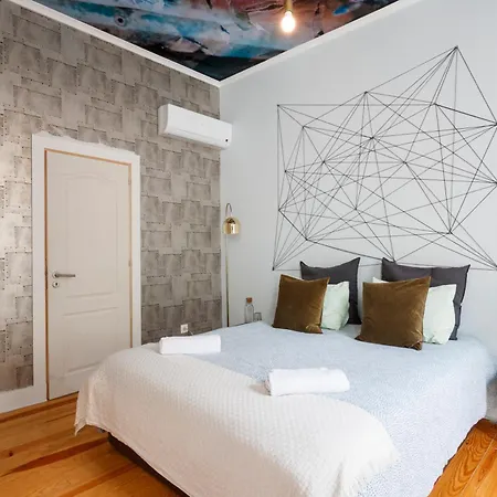 Апартаменти Exclusive In The Center Of Praca Da Figueira *